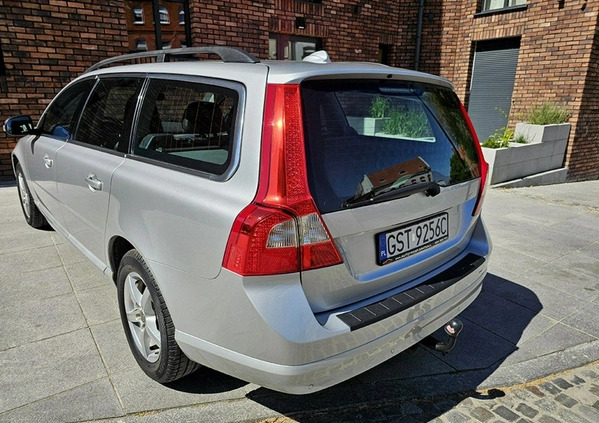 Volvo V70 cena 29900 przebieg: 192000, rok produkcji 2011 z Iłowa małe 277